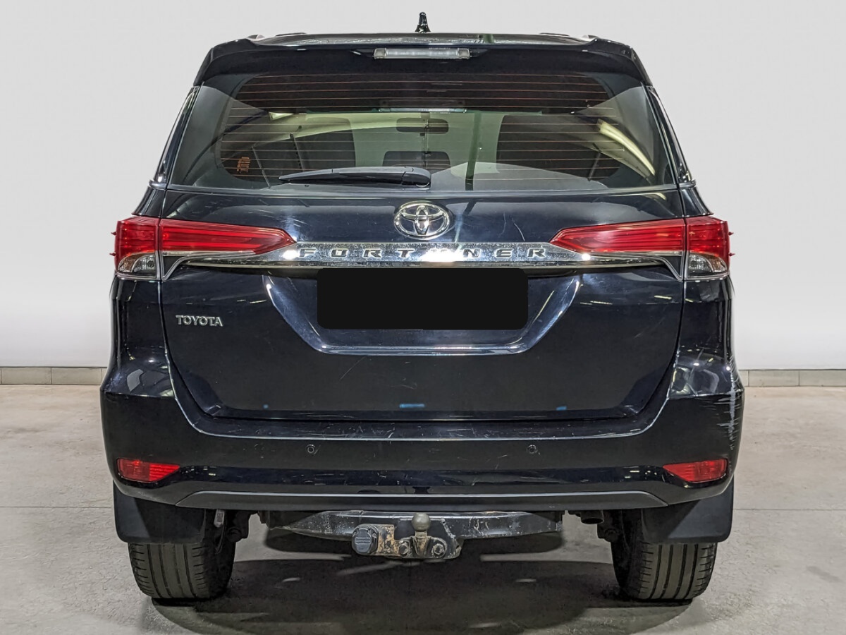 Toyota Fortuner, 2019