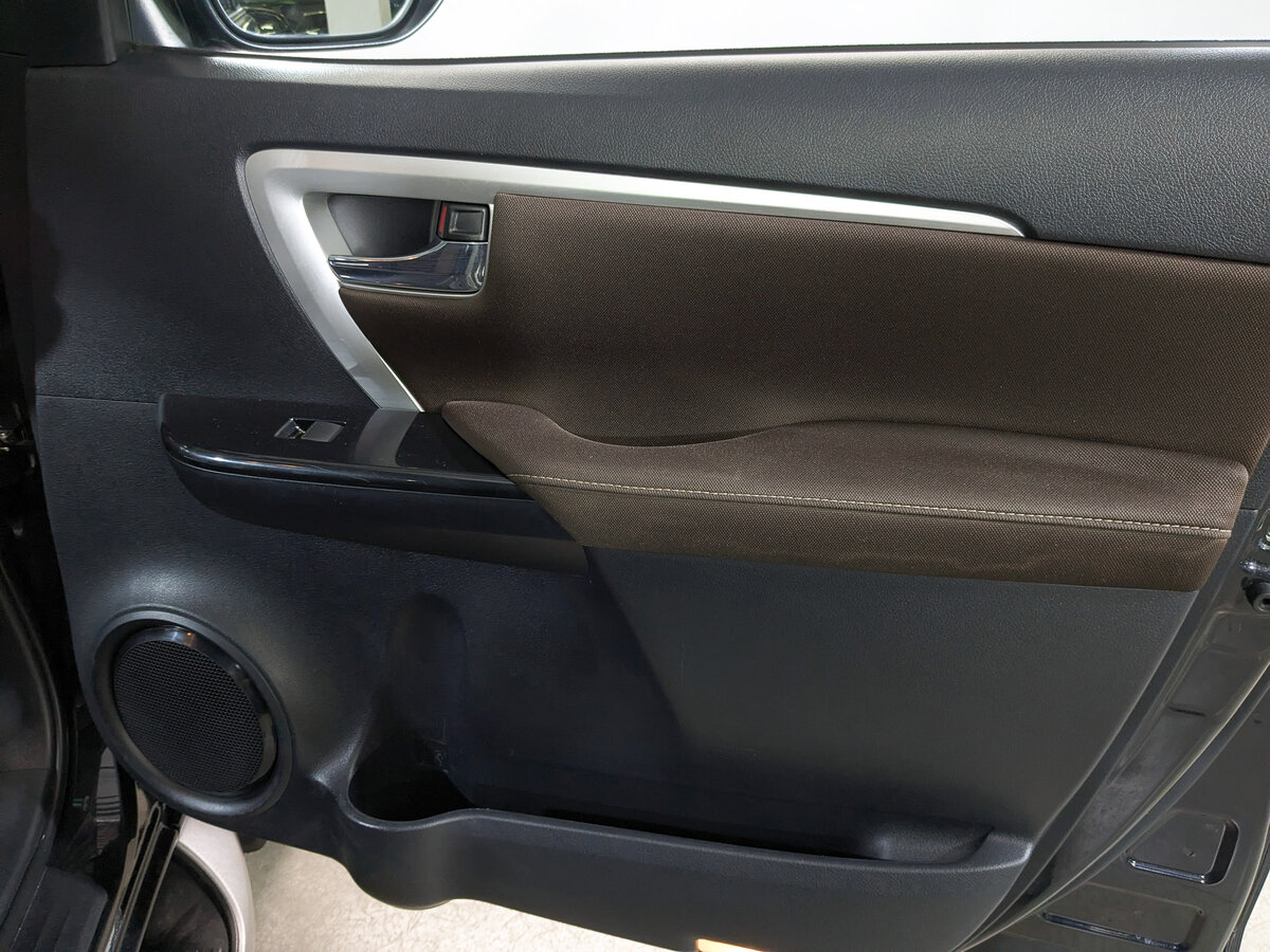 Toyota Fortuner, 2019