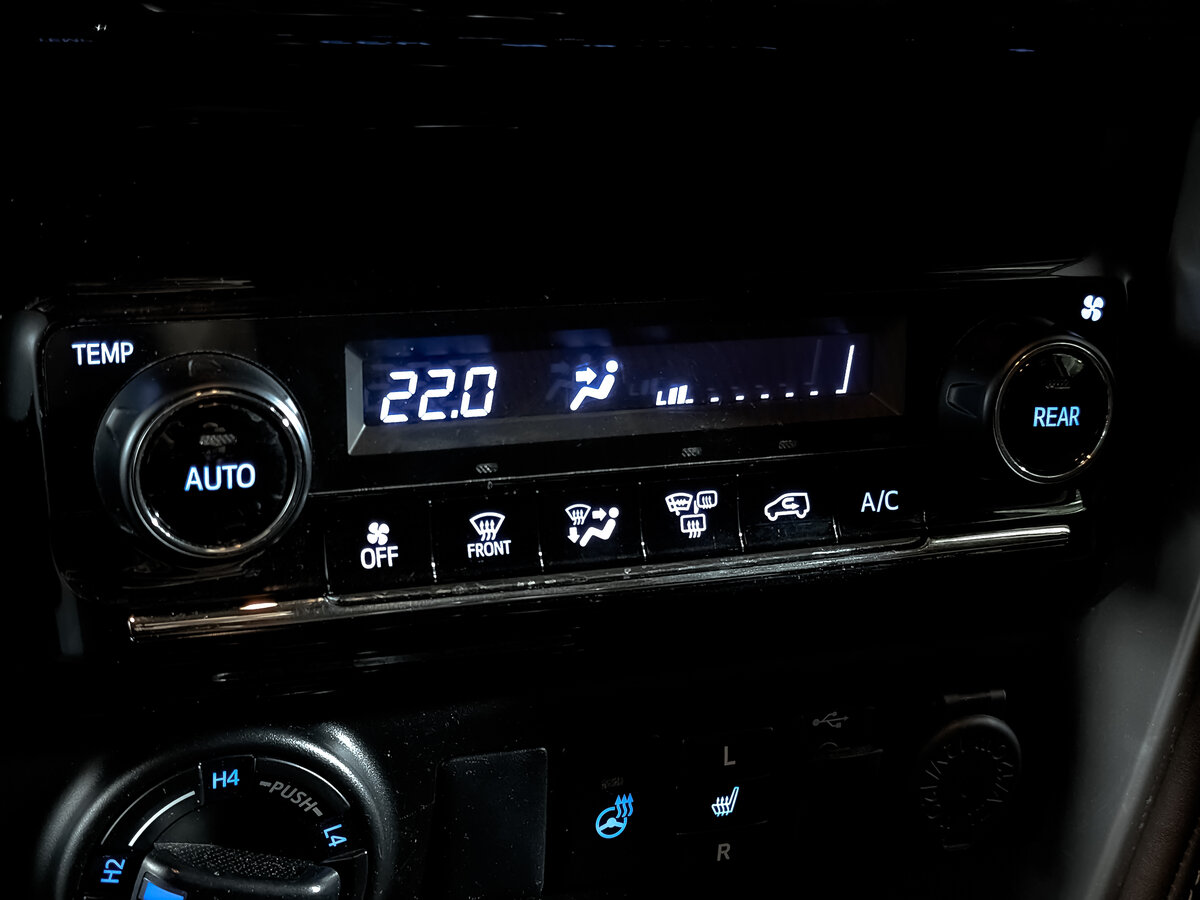 Toyota Fortuner, 2019