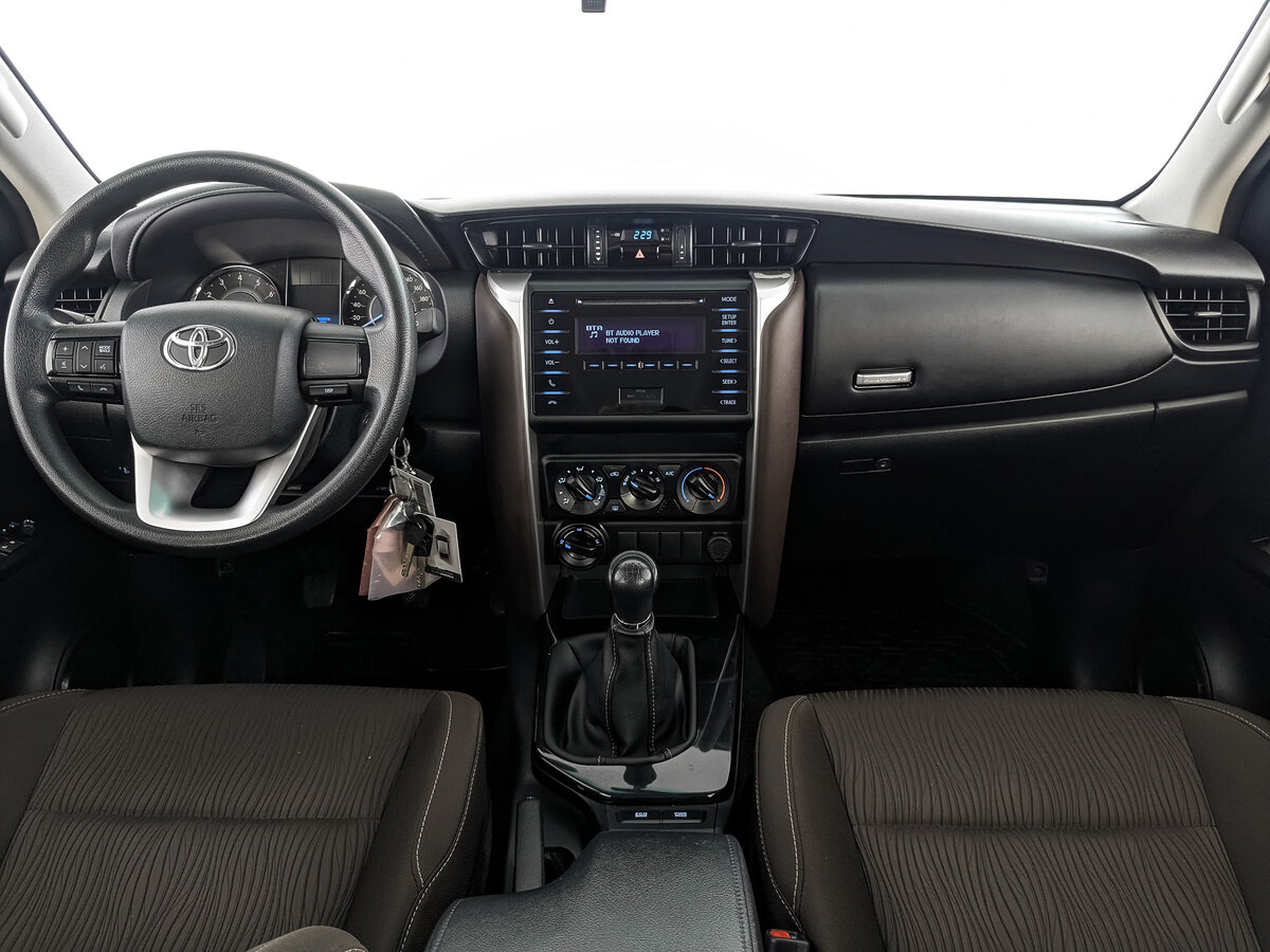 Toyota Fortuner, 2019