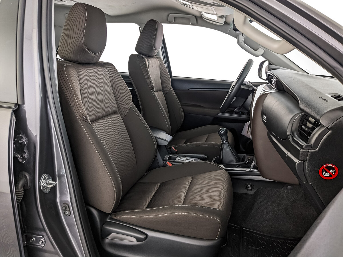 Toyota Fortuner, 2019