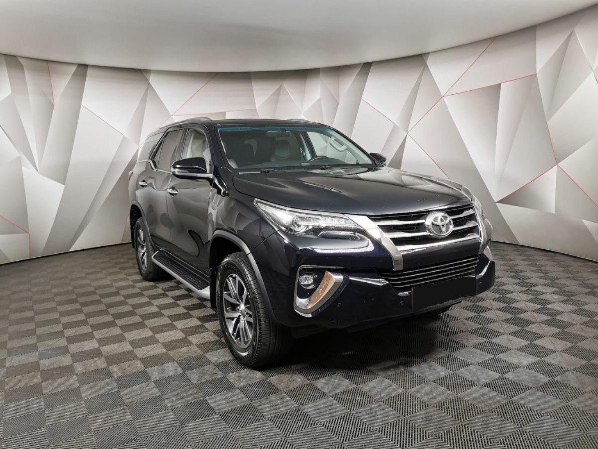 Toyota Fortuner, 2019