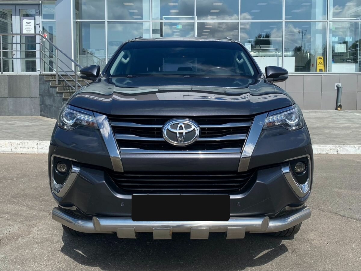 Toyota Fortuner, 2018
