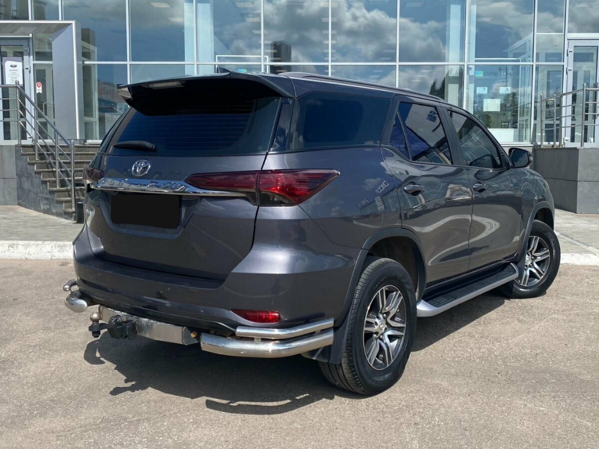 Toyota Fortuner, 2018