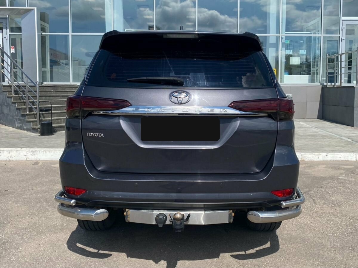 Toyota Fortuner, 2018