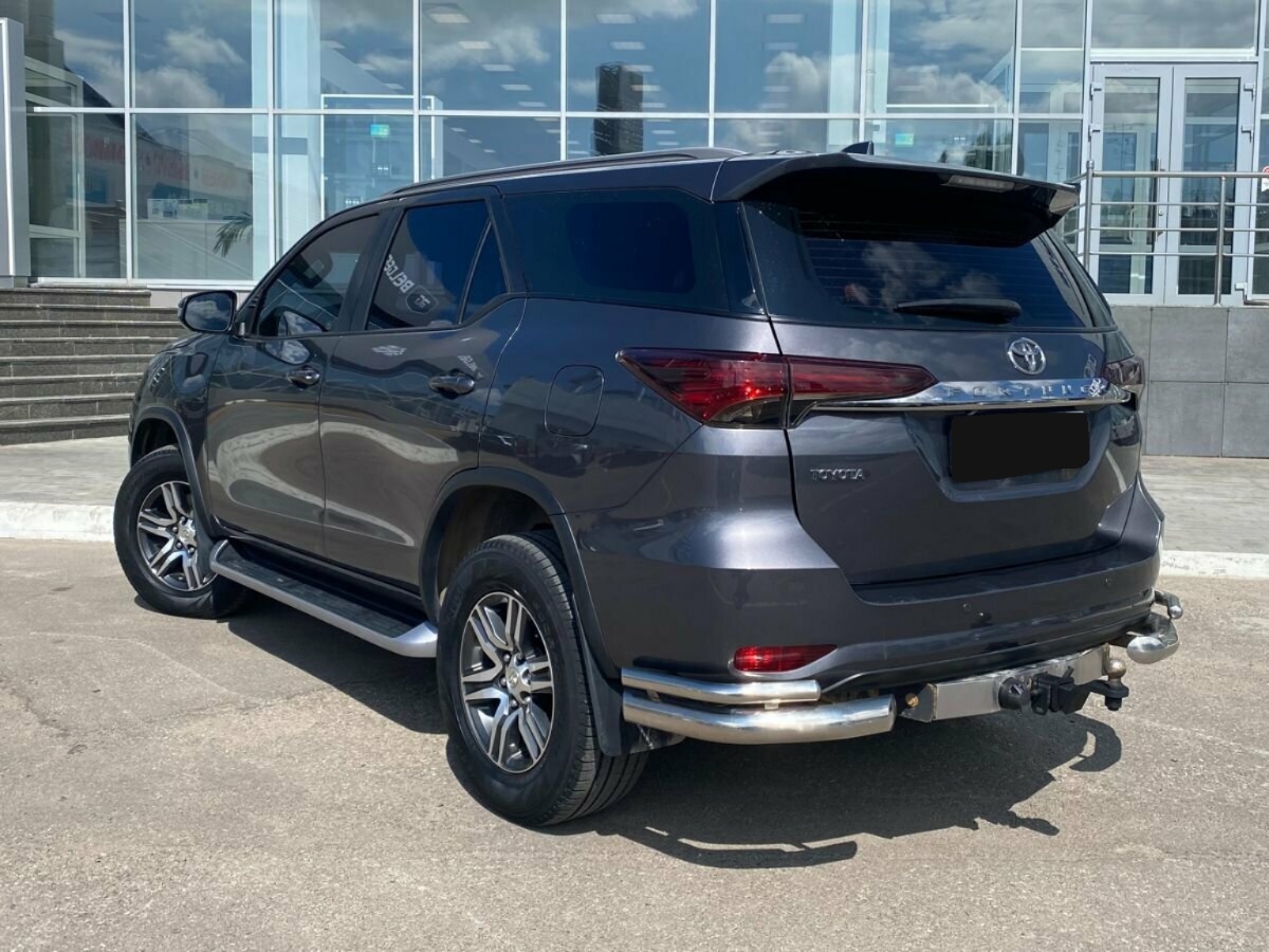 Toyota Fortuner, 2018