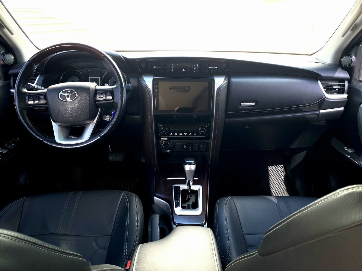 Toyota Fortuner, 2018