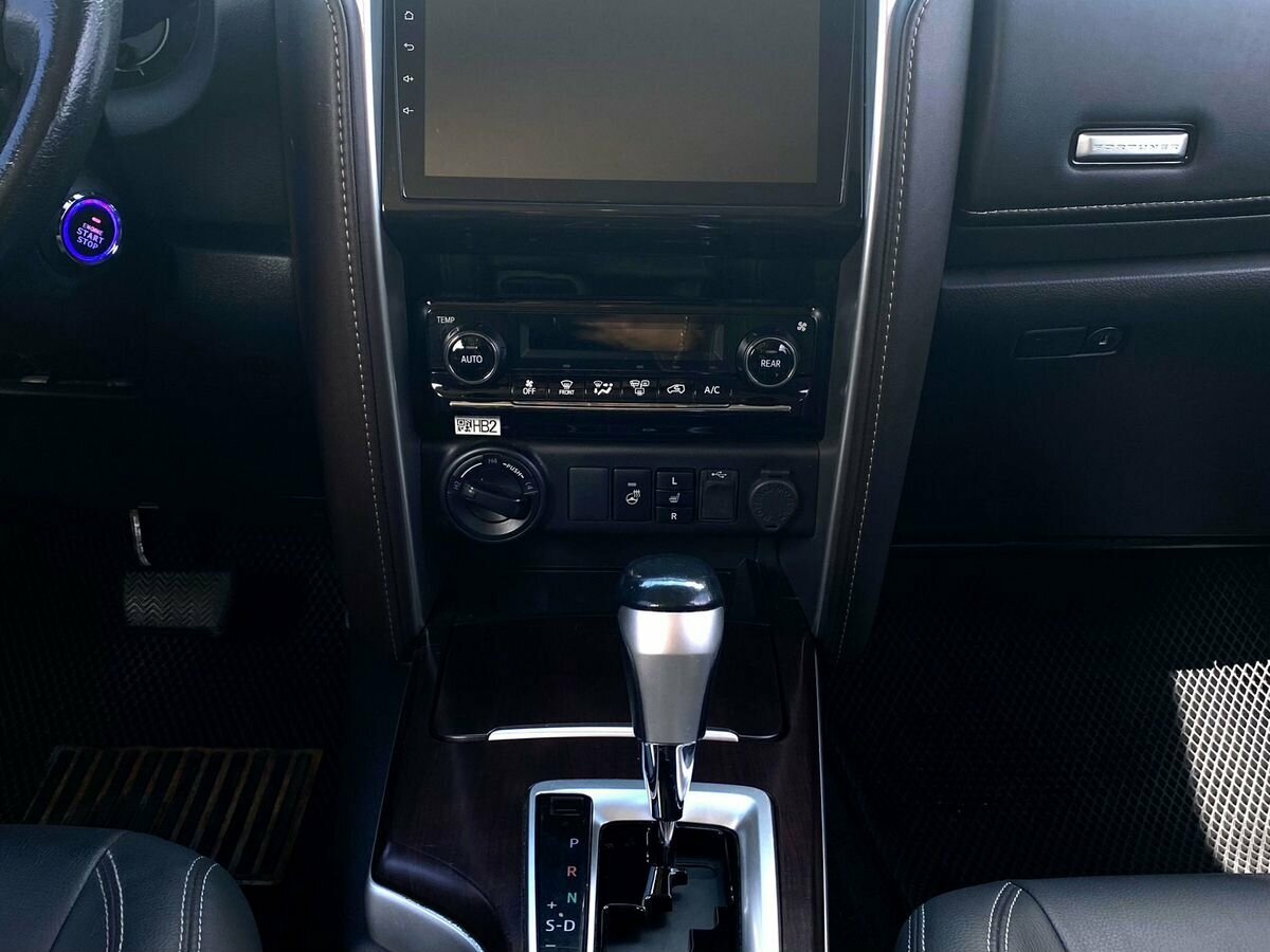 Toyota Fortuner, 2018