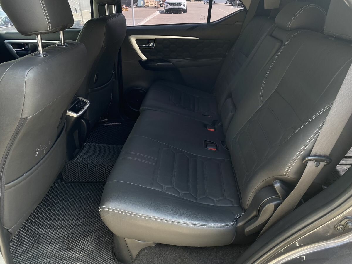 Toyota Fortuner, 2018