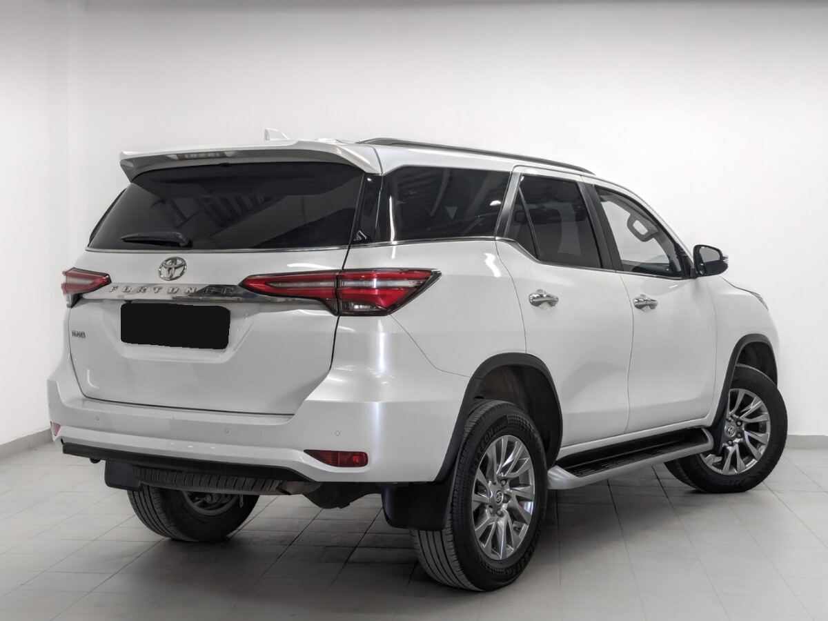 Toyota Fortuner, 2021