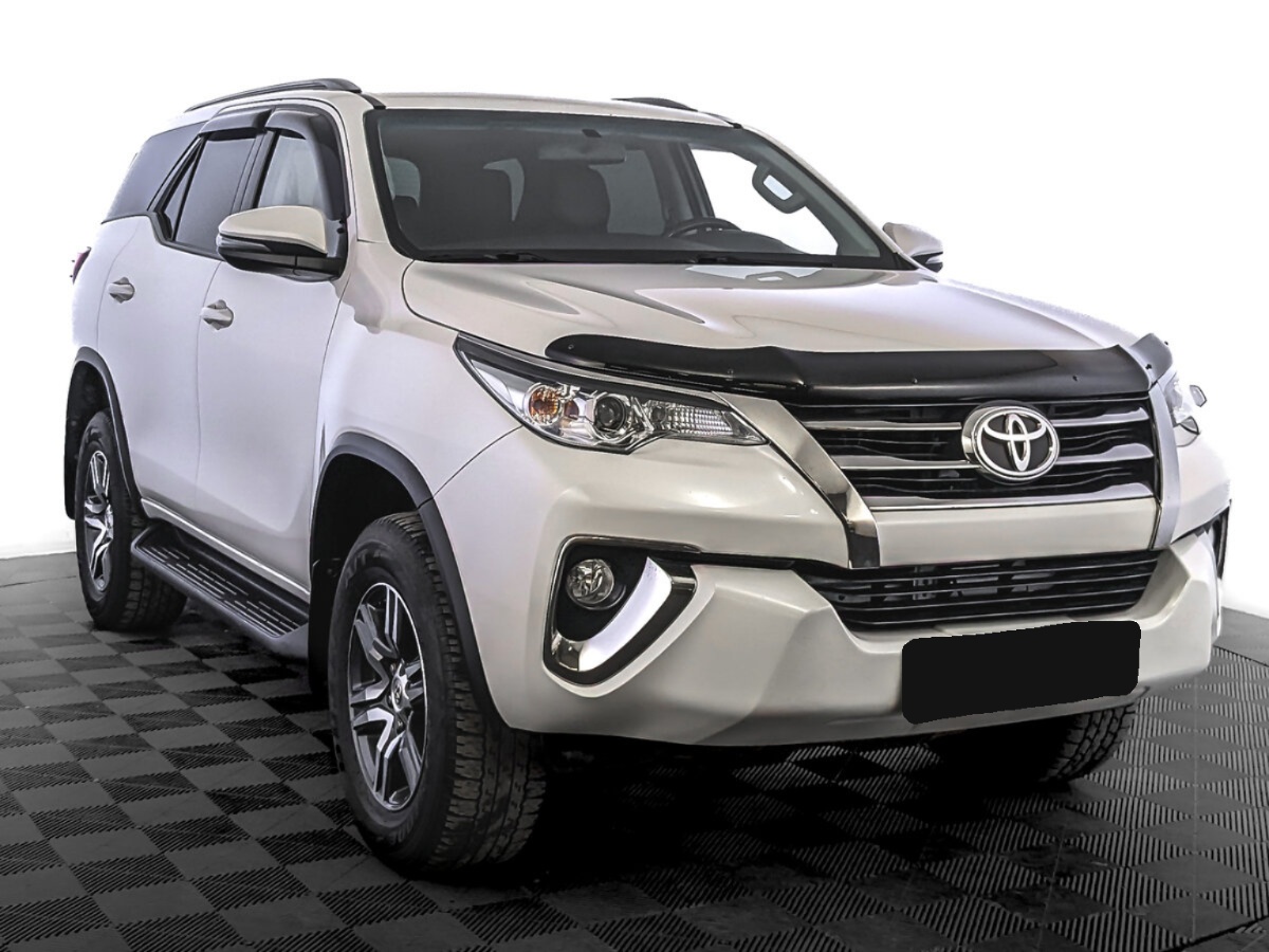 Toyota Fortuner, 2018