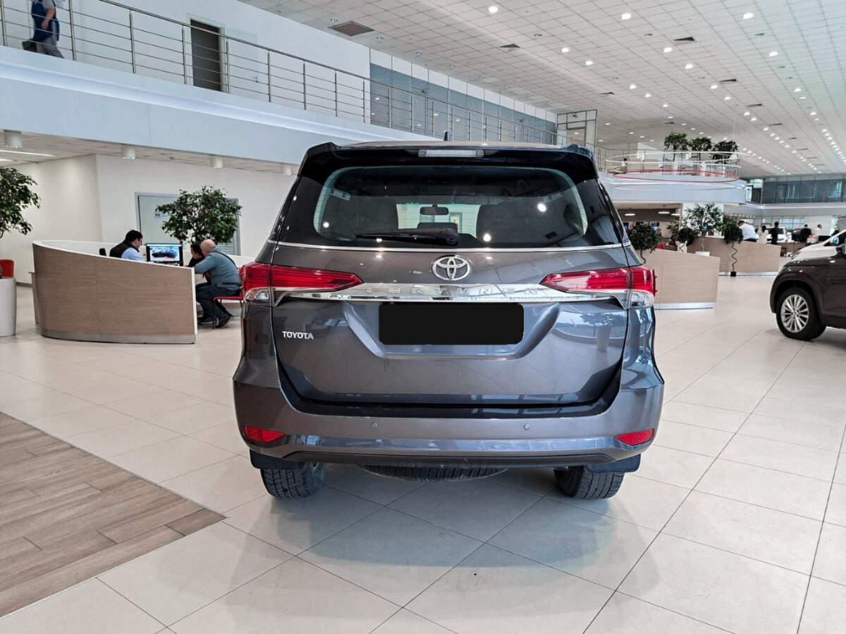 Toyota Fortuner, 2018