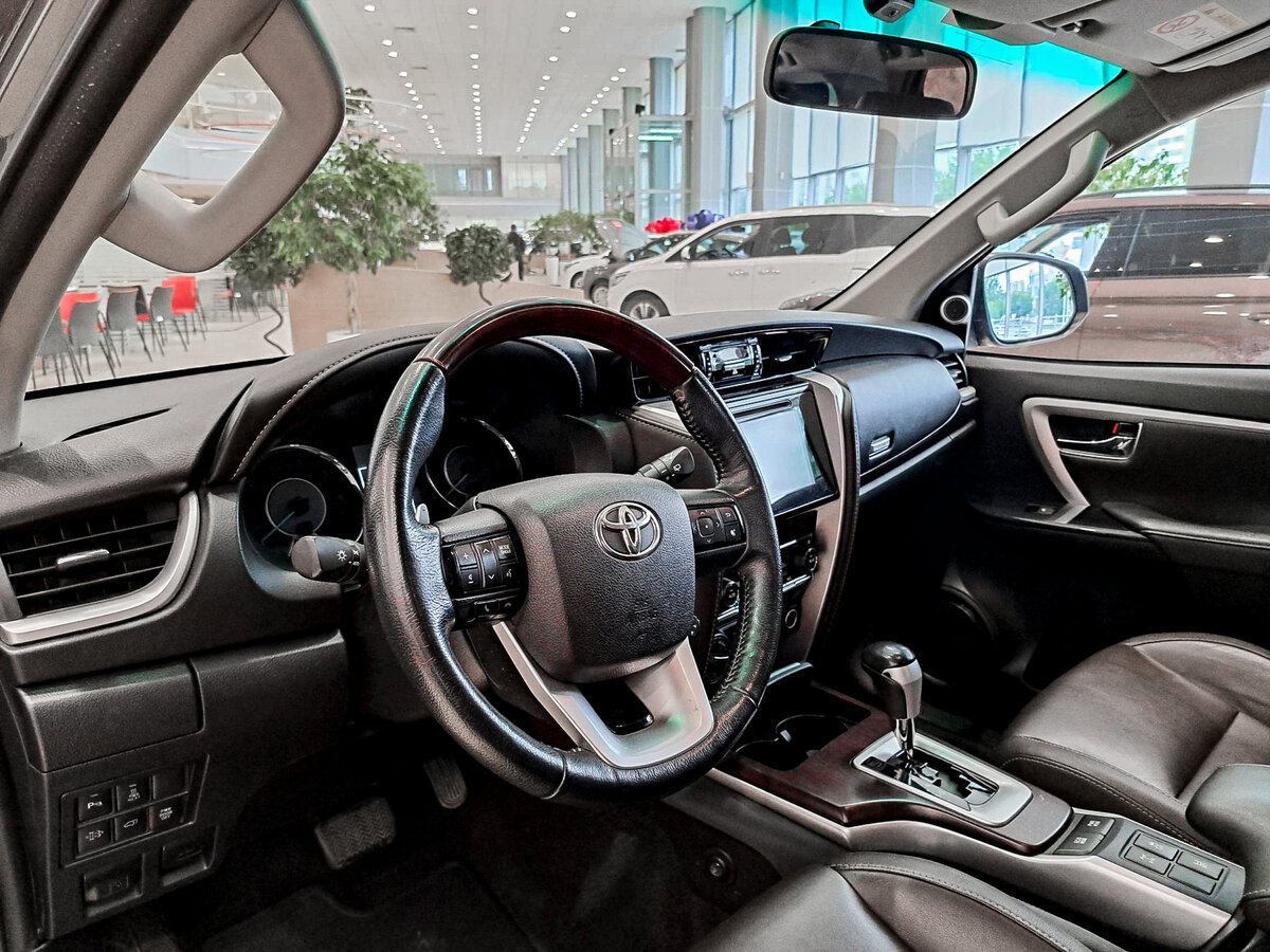 Toyota Fortuner, 2018