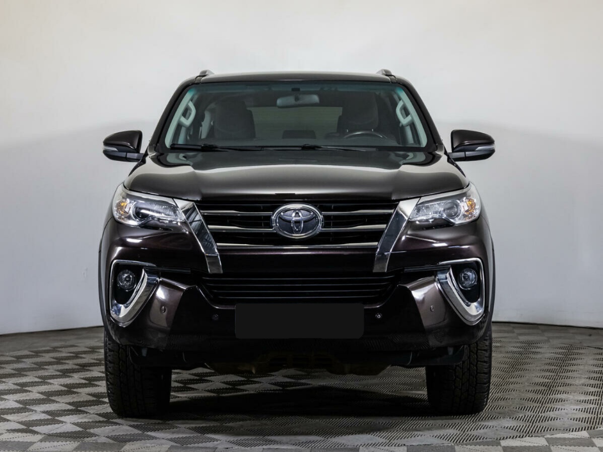 Toyota Fortuner, 2018