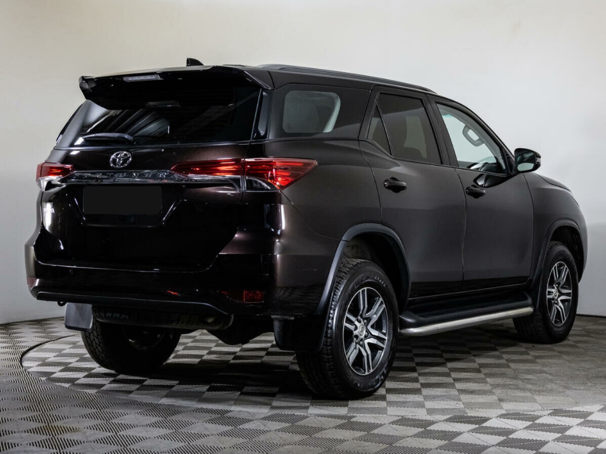 Toyota Fortuner, 2018