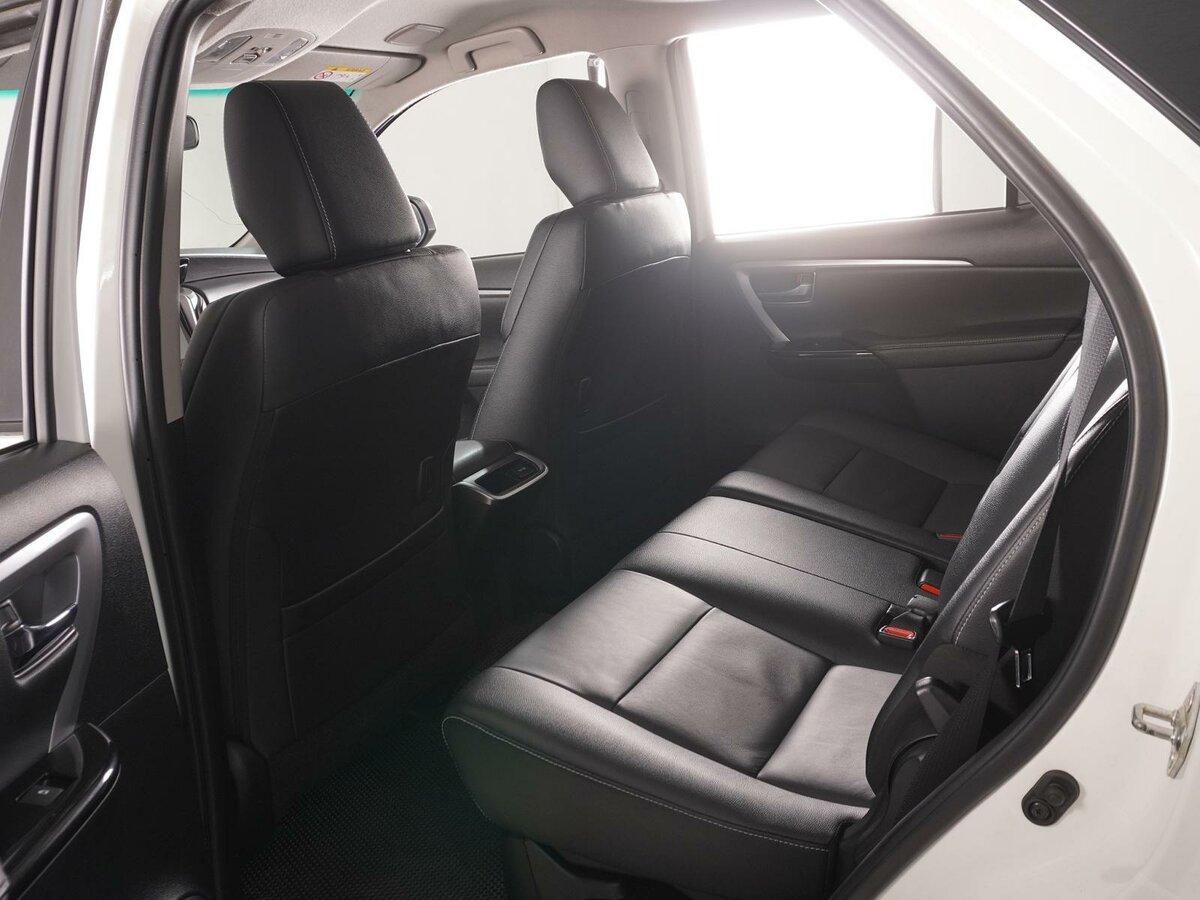 Toyota Fortuner, 2020