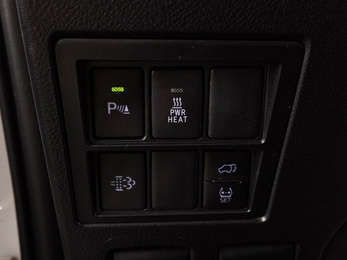 Toyota Fortuner, 2020