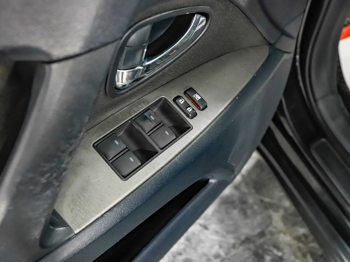 Toyota Avensis, 2009