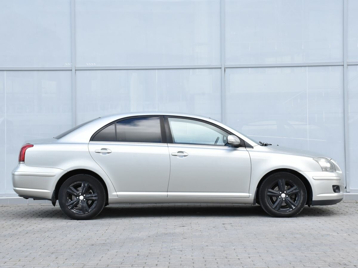 Toyota Avensis, 2008