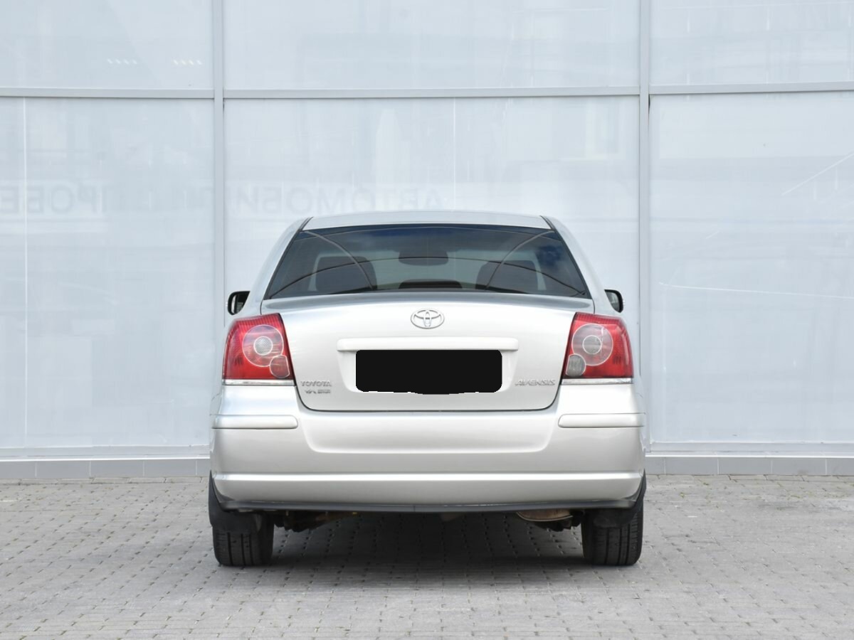 Toyota Avensis, 2008