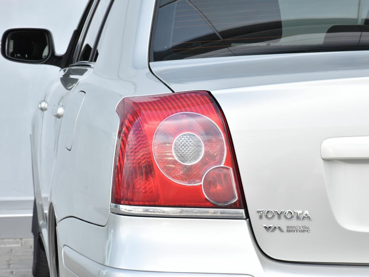 Toyota Avensis, 2008