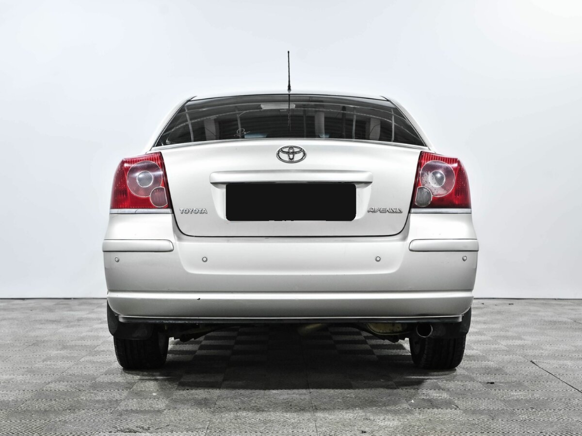 Toyota Avensis, 2006