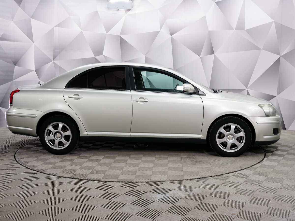 Toyota Avensis, 2006