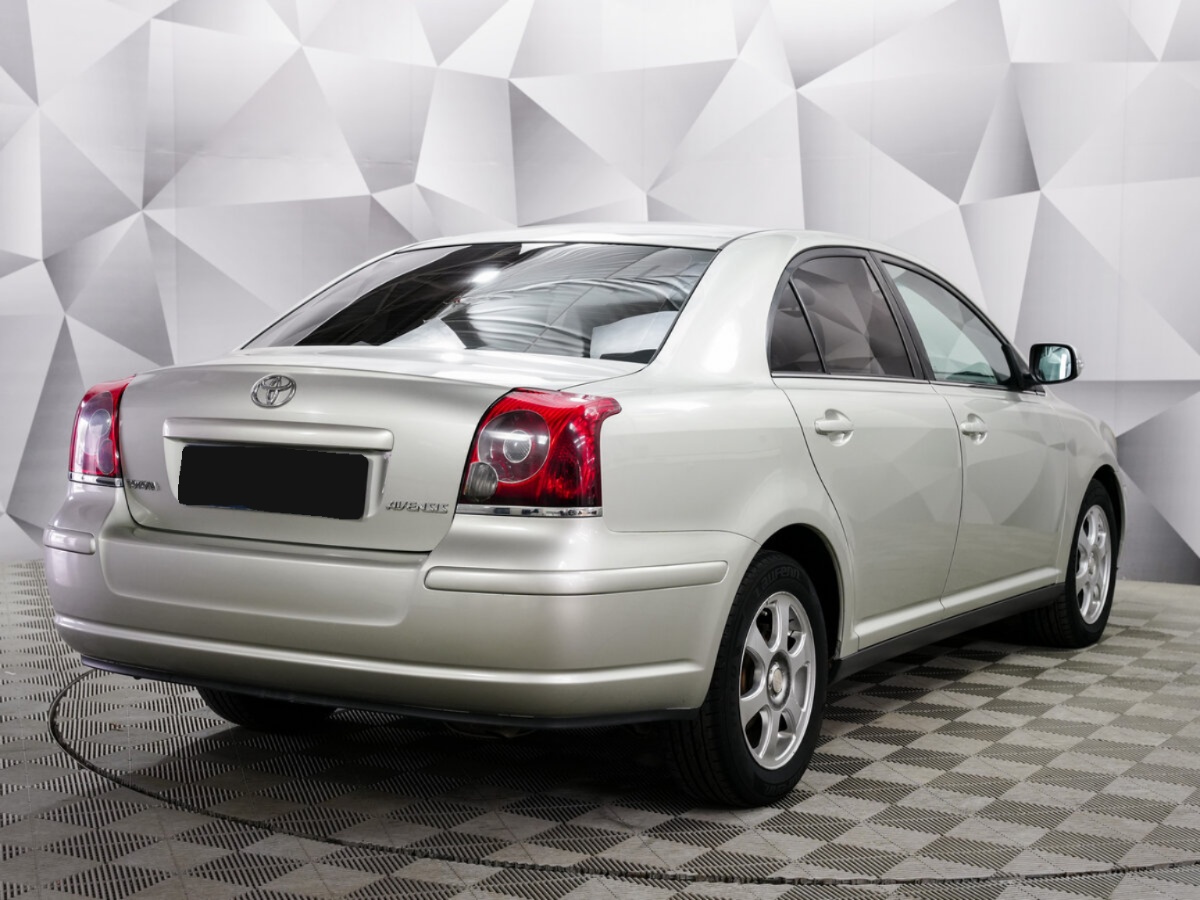 Toyota Avensis, 2006