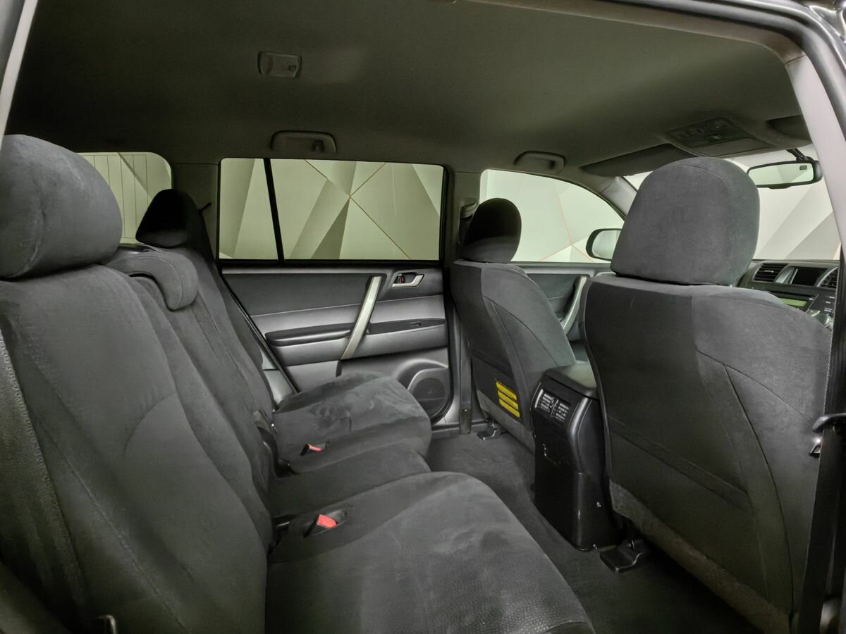 Toyota Highlander, 2012