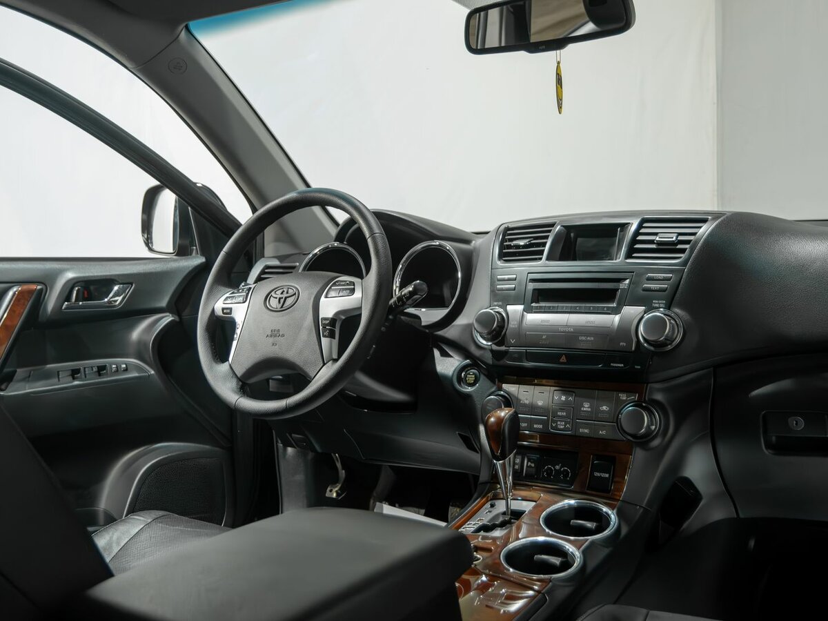 Toyota Highlander, 2011