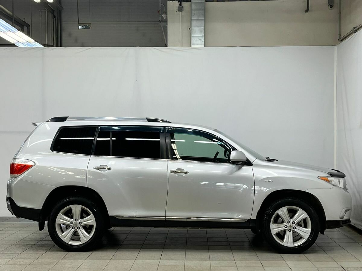 Toyota Highlander, 2010