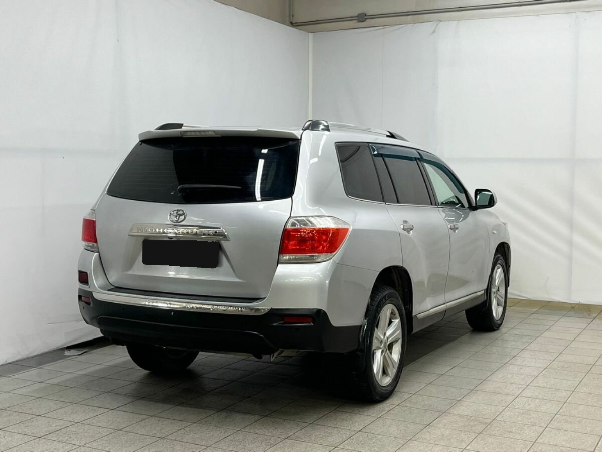 Toyota Highlander, 2010