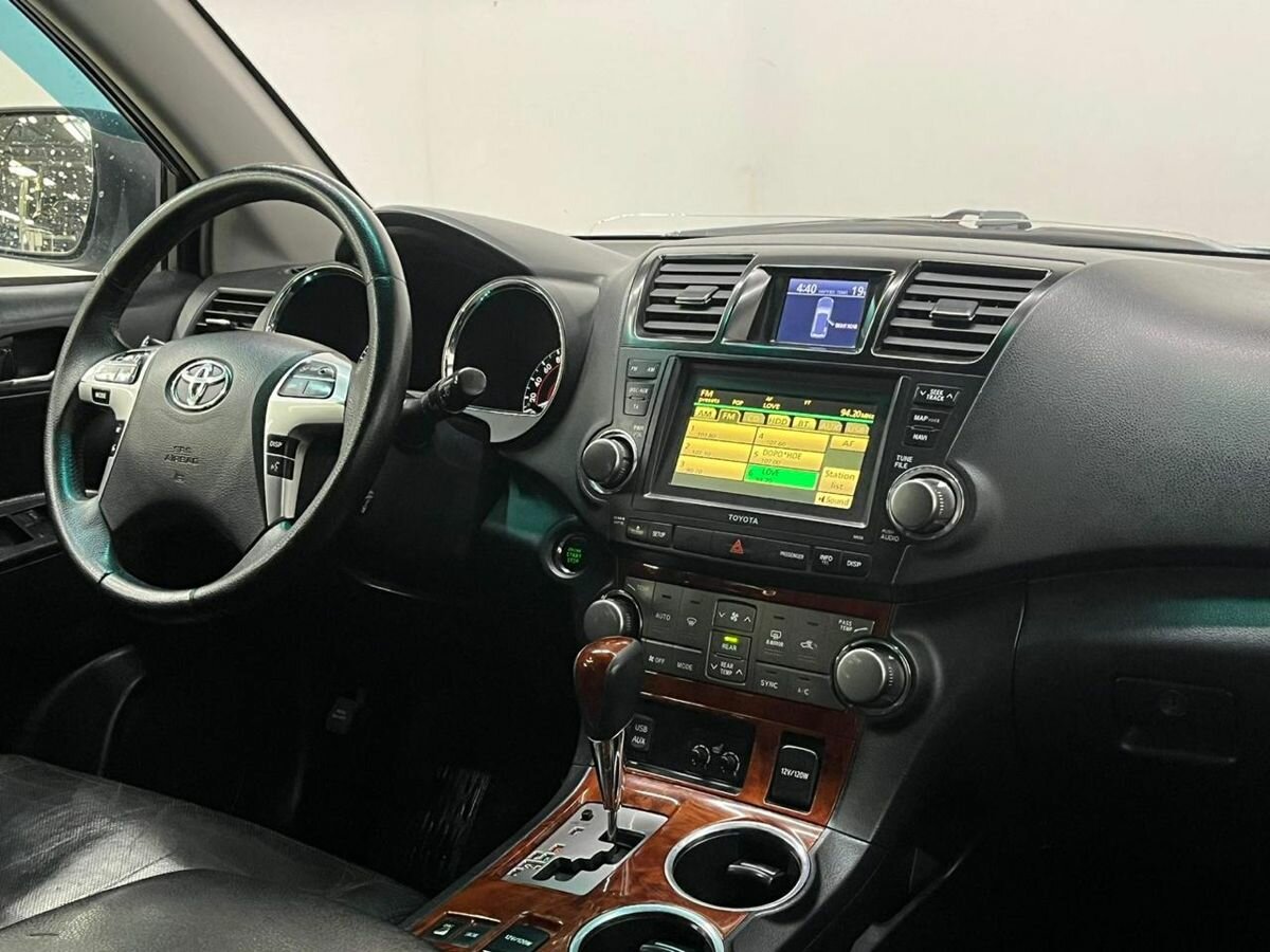 Toyota Highlander, 2010