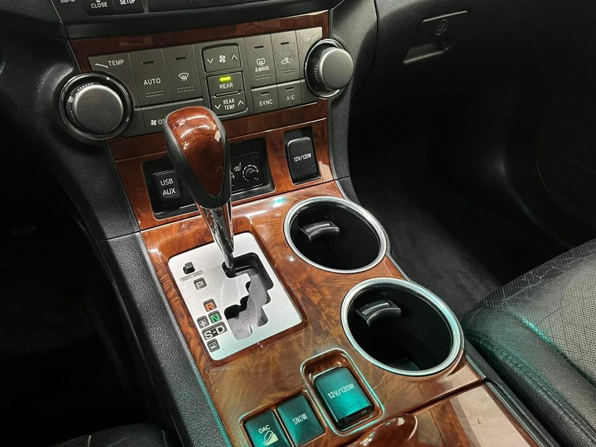 Toyota Highlander, 2010