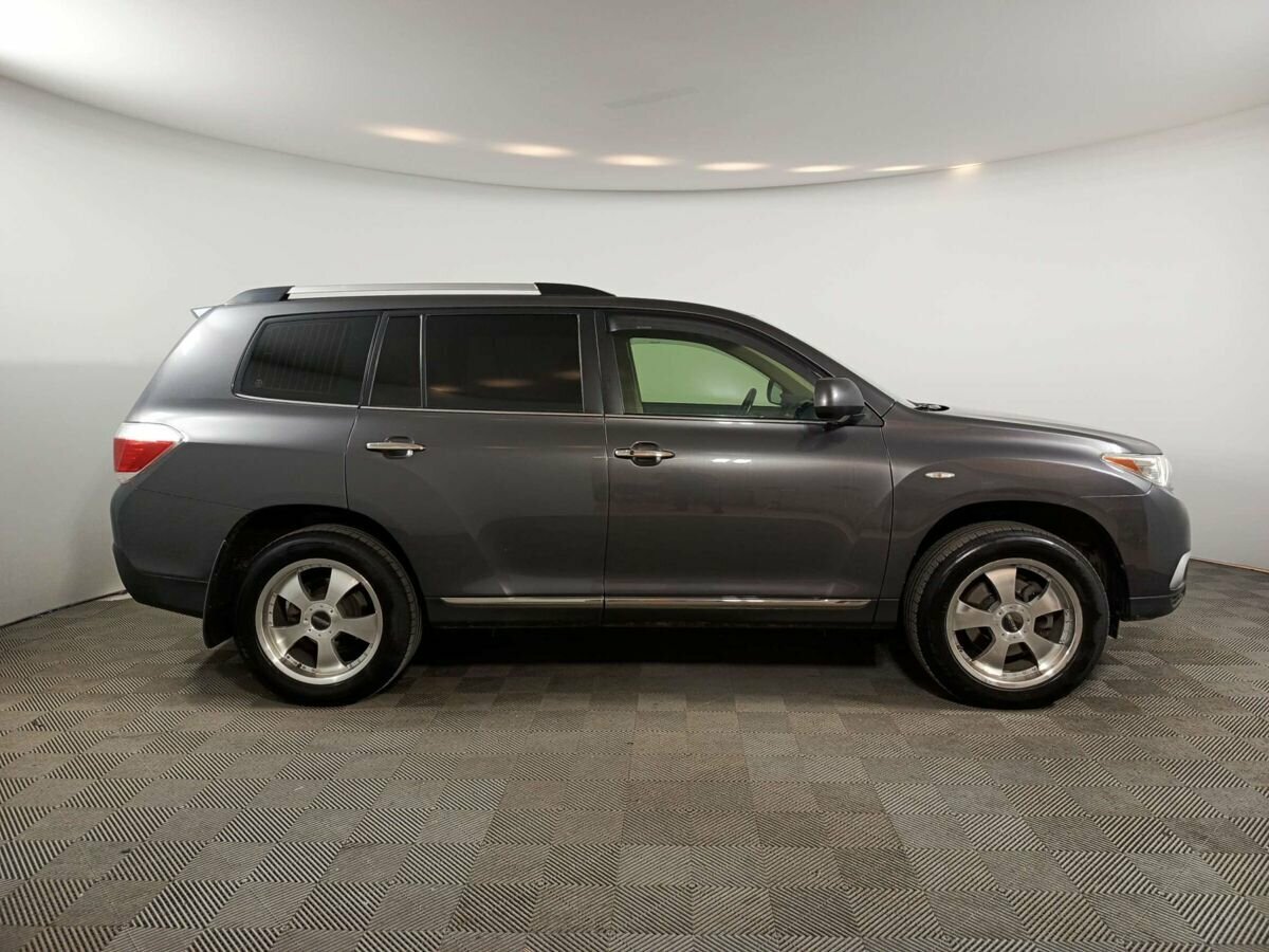 Toyota Highlander, 2010