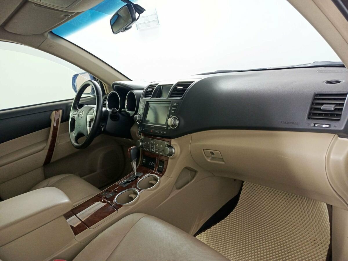 Toyota Highlander, 2010