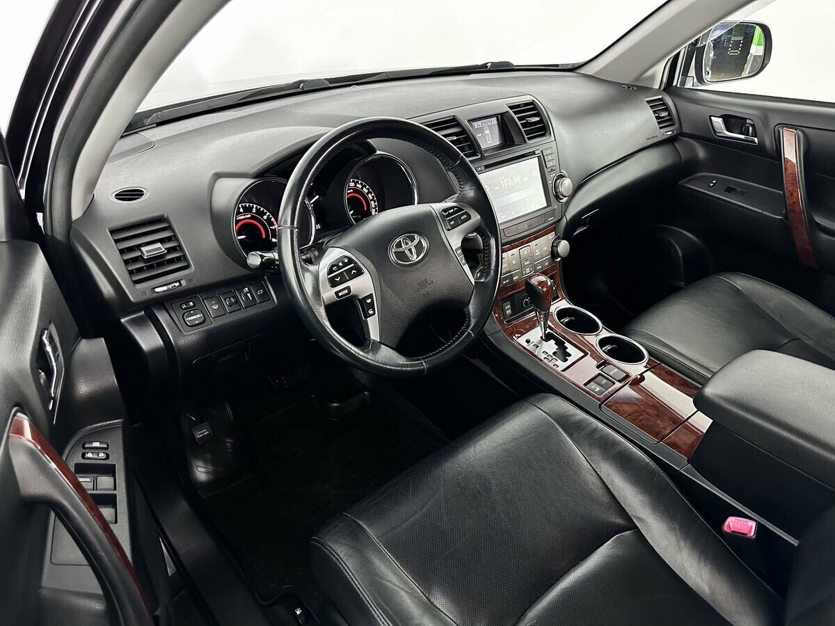 Toyota Highlander, 2011