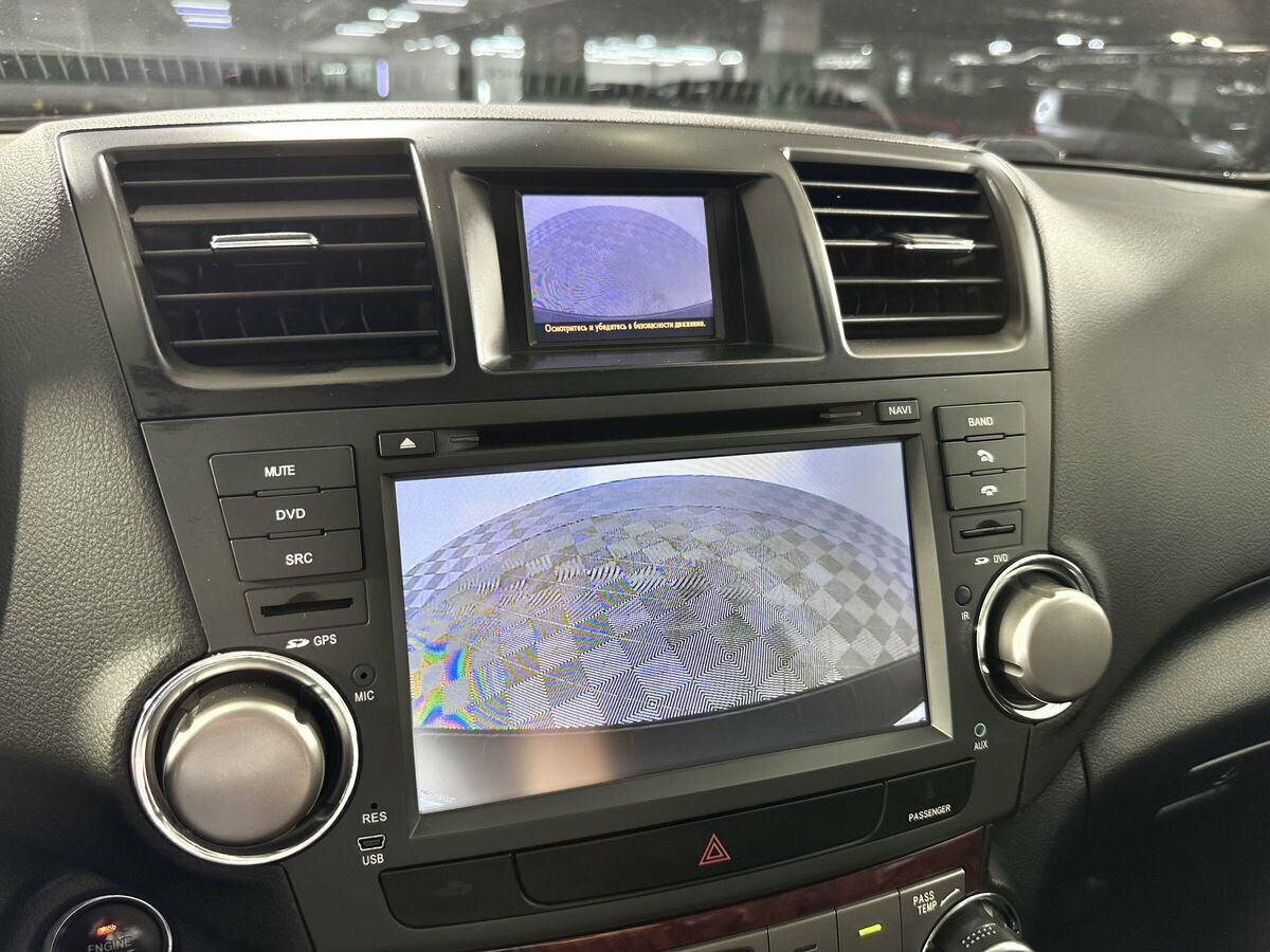 Toyota Highlander, 2011