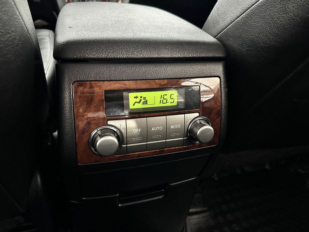 Toyota Highlander, 2011