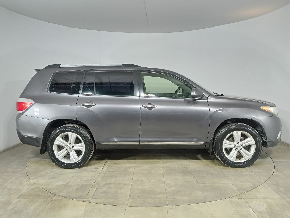 Toyota Highlander, 2013