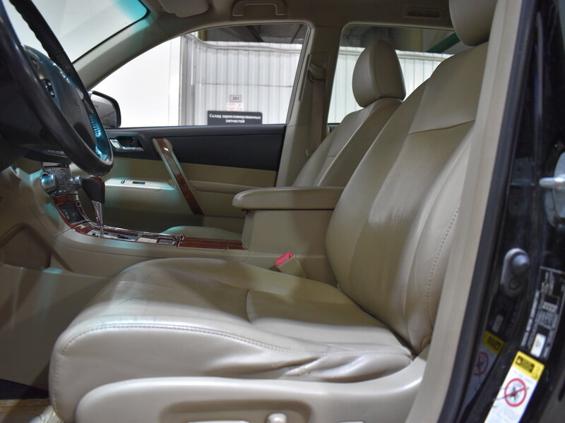 Toyota Highlander, 2010