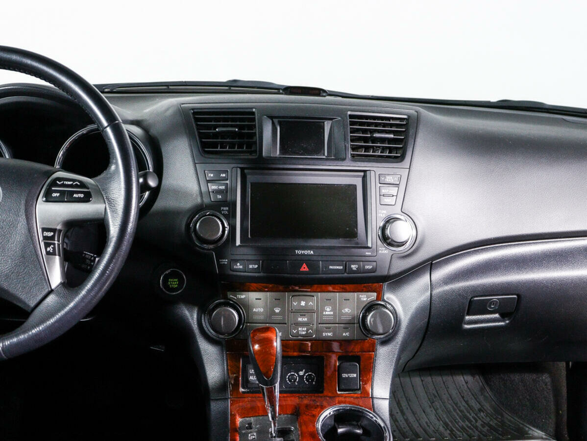 Toyota Highlander, 2011