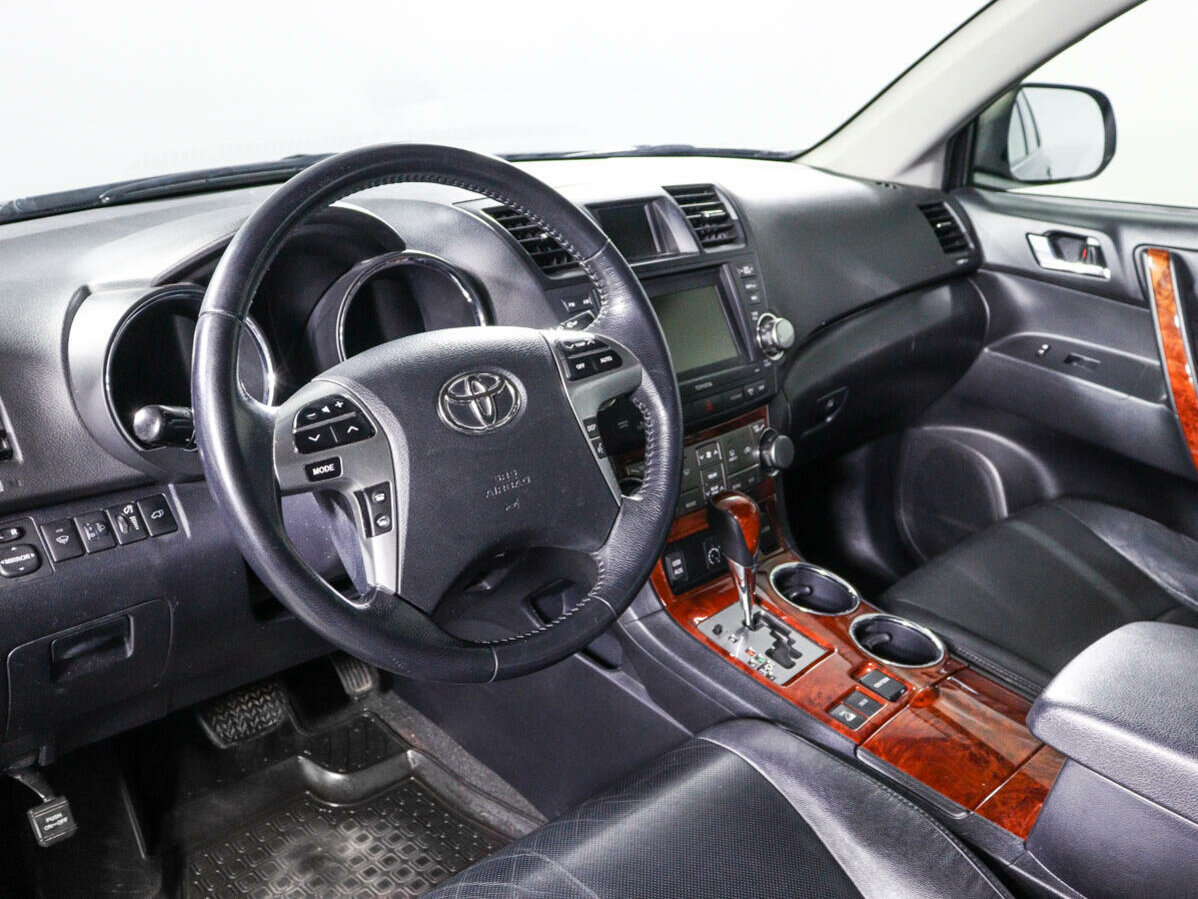 Toyota Highlander, 2011