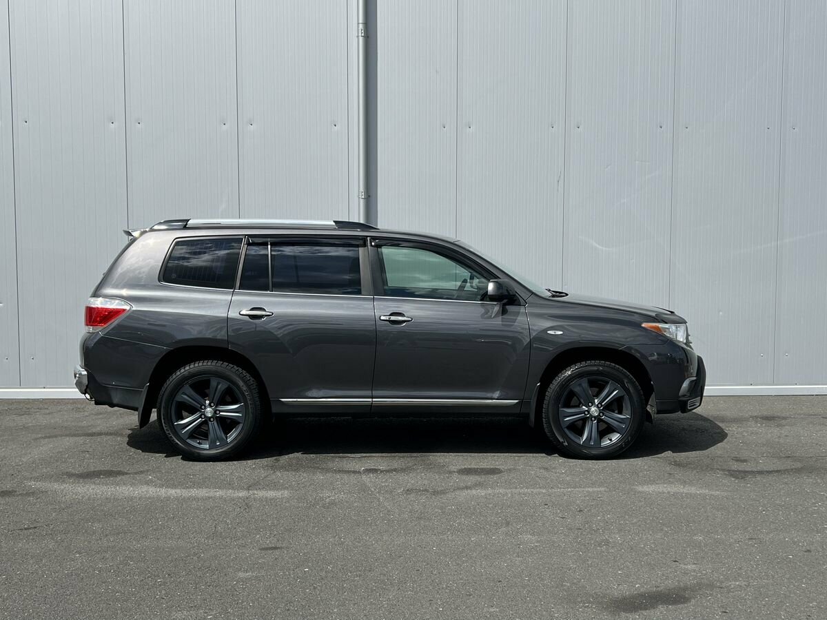 Toyota Highlander, 2011