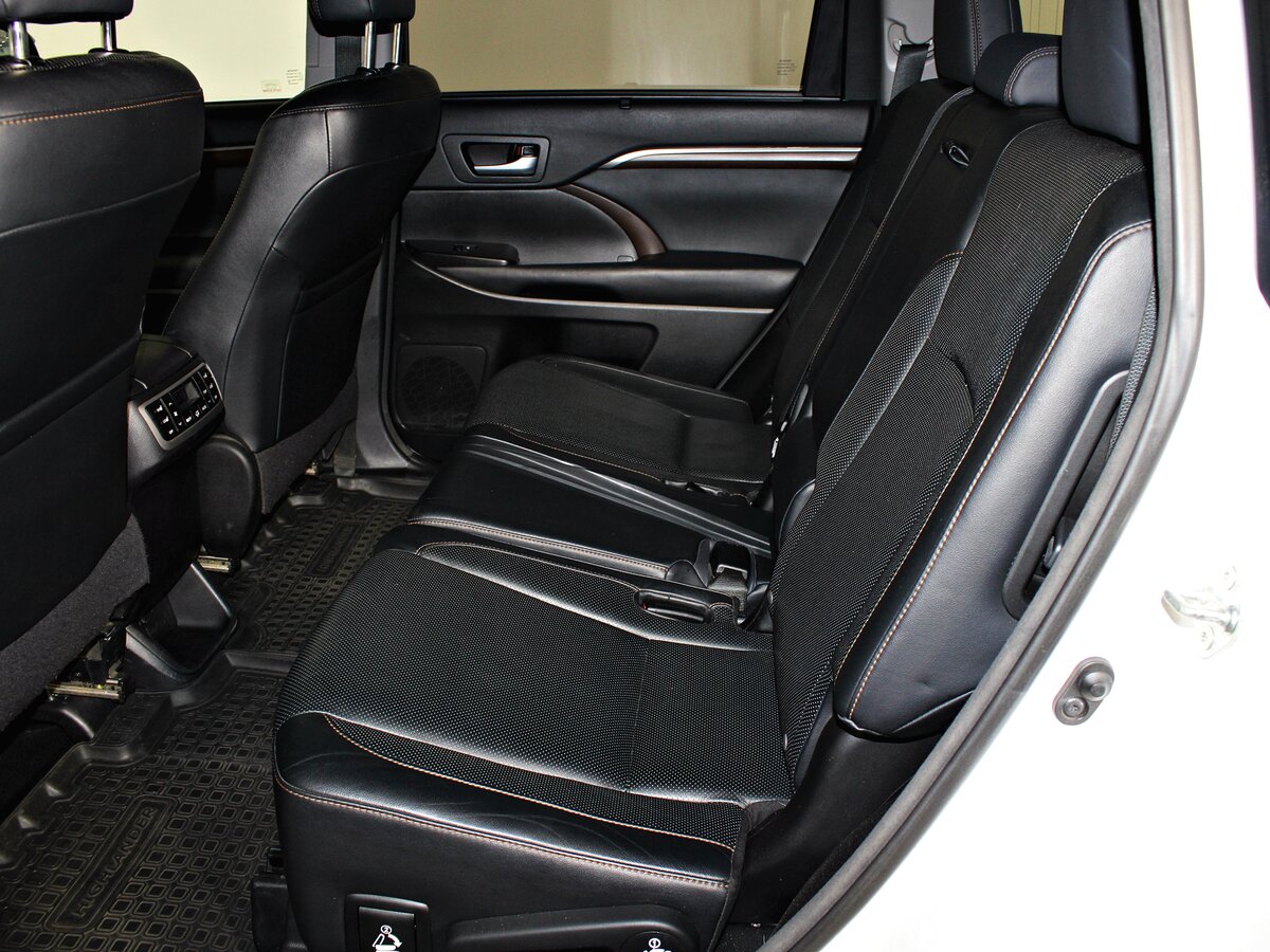 Toyota Highlander, 2013