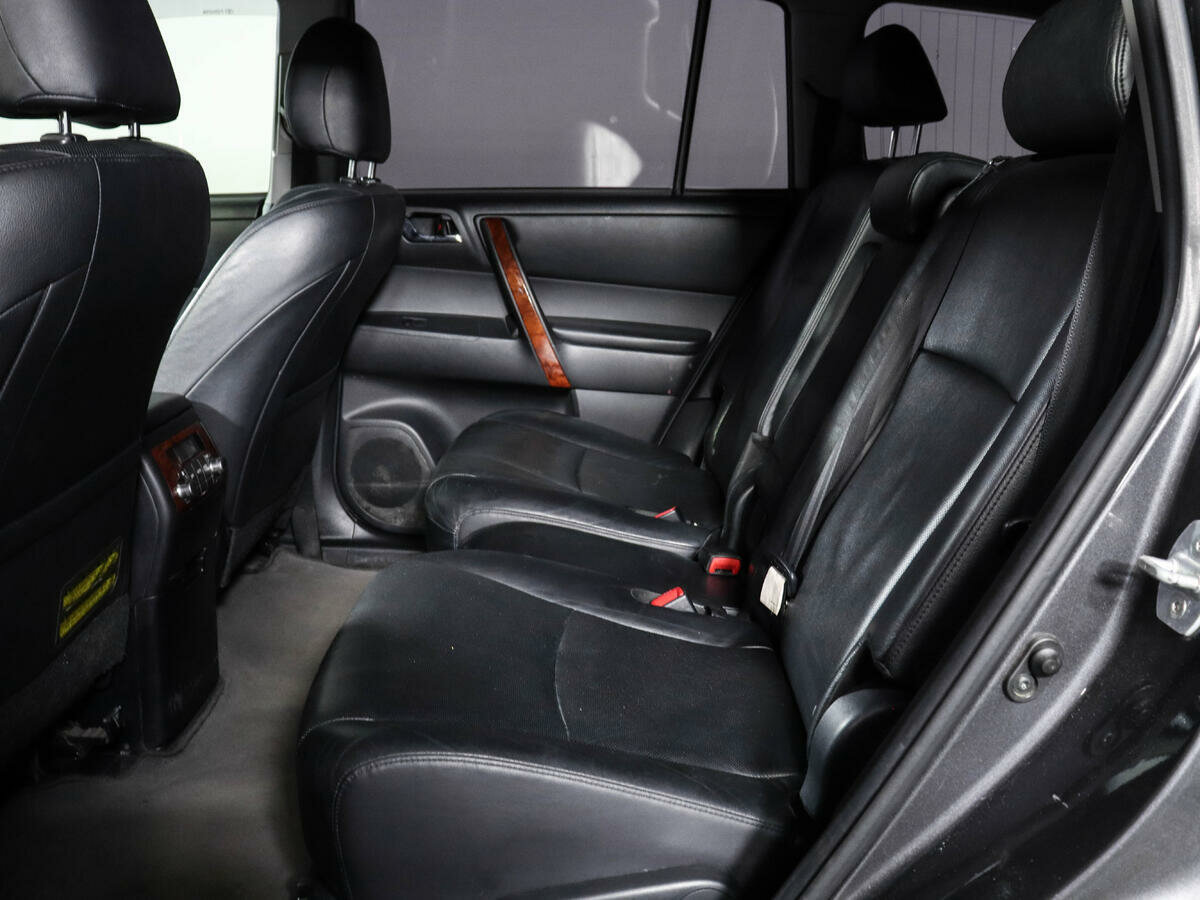 Toyota Highlander, 2011