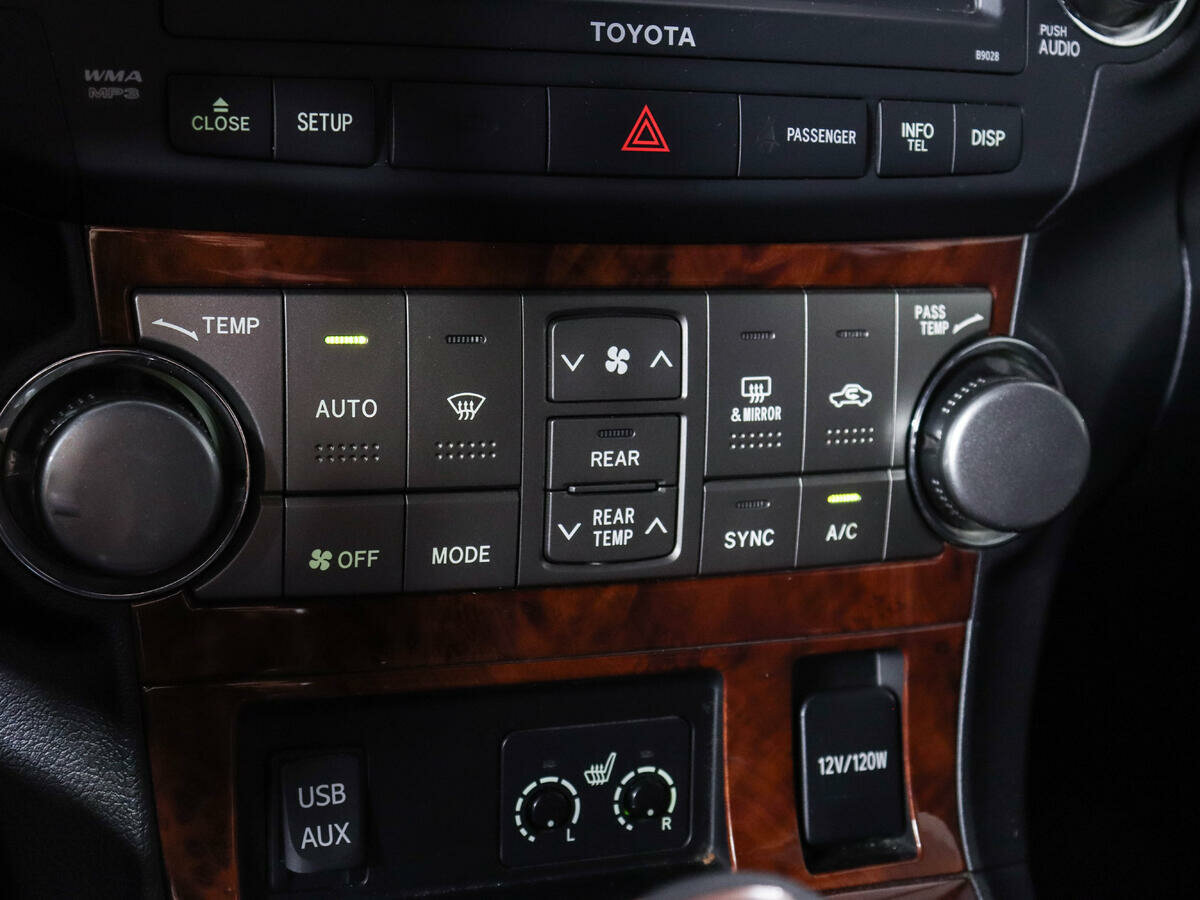 Toyota Highlander, 2011