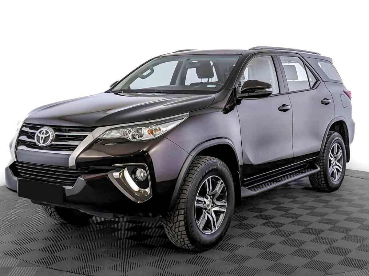 Toyota Fortuner, 2018