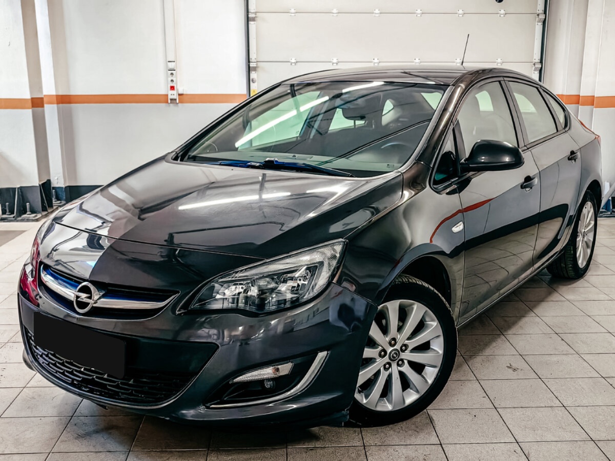 Opel Astra, 2012