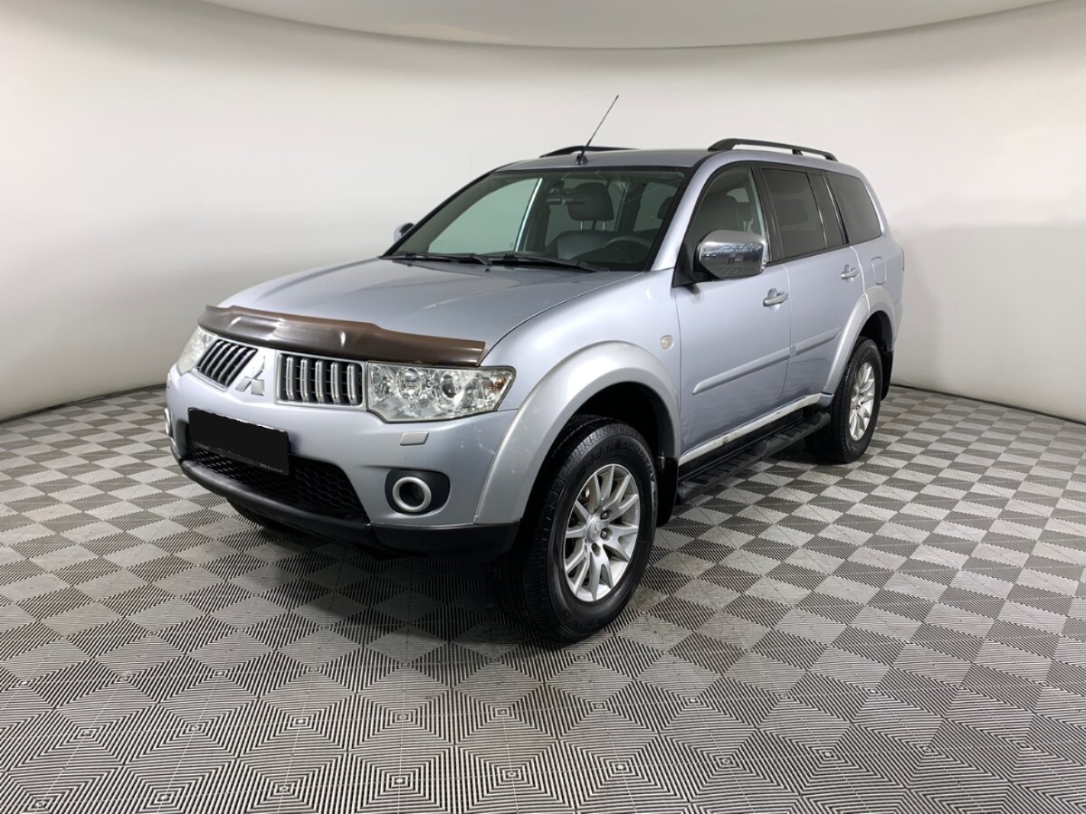 Mitsubishi Pajero Sport, 2010